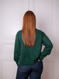 Neuletakki mallin p&auml;&auml;ll&auml; takaa