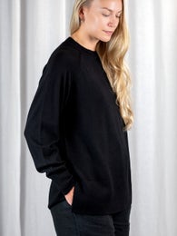 Paidan helmassa pienet halkiot