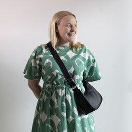 Miiko Rimma laukku, Musta