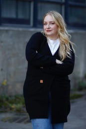 Neuletakki mallin p&auml;&auml;ll&auml;