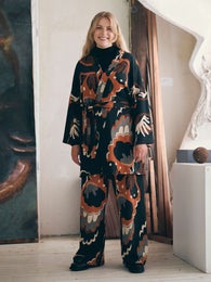 Seashell kimonotakki ja housut luovat upean kokonaisuuden