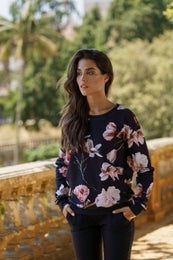 Collegepaita mallin p&auml;&auml;lll&auml;