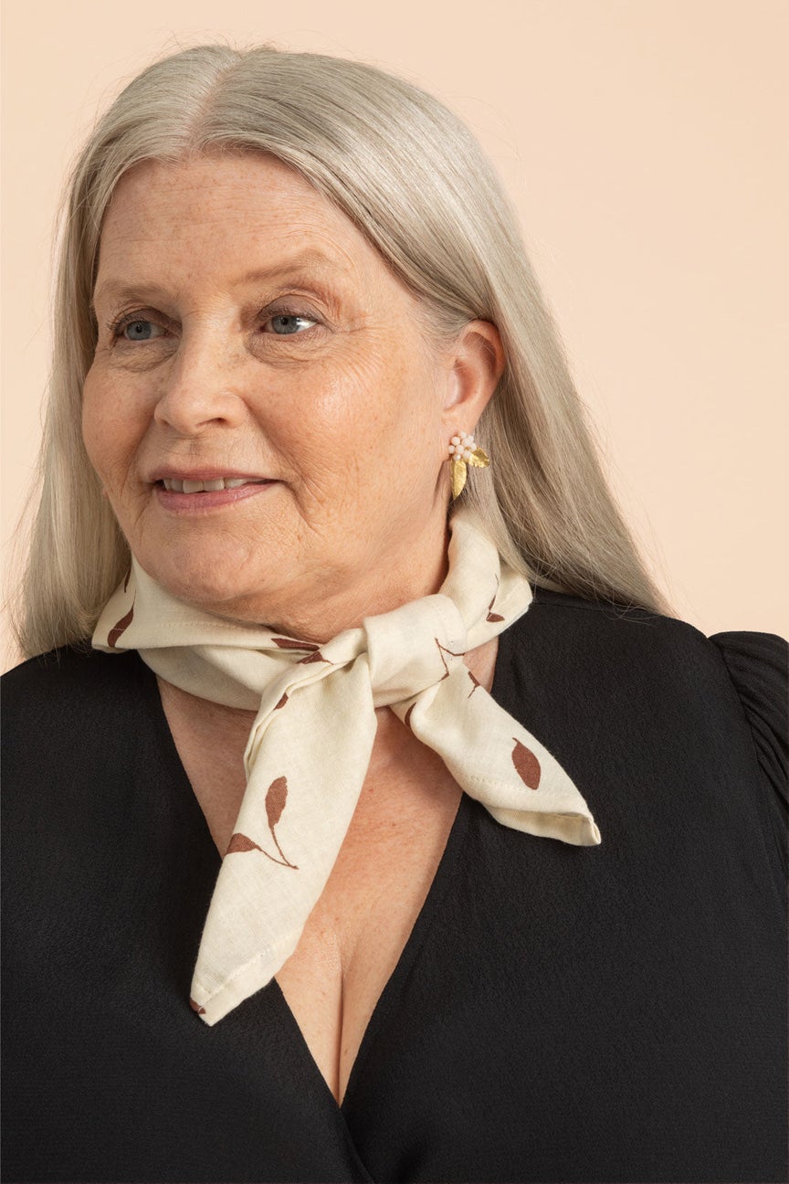 Kaiko Lali Gurans korvakorut, Vaalea pinkki