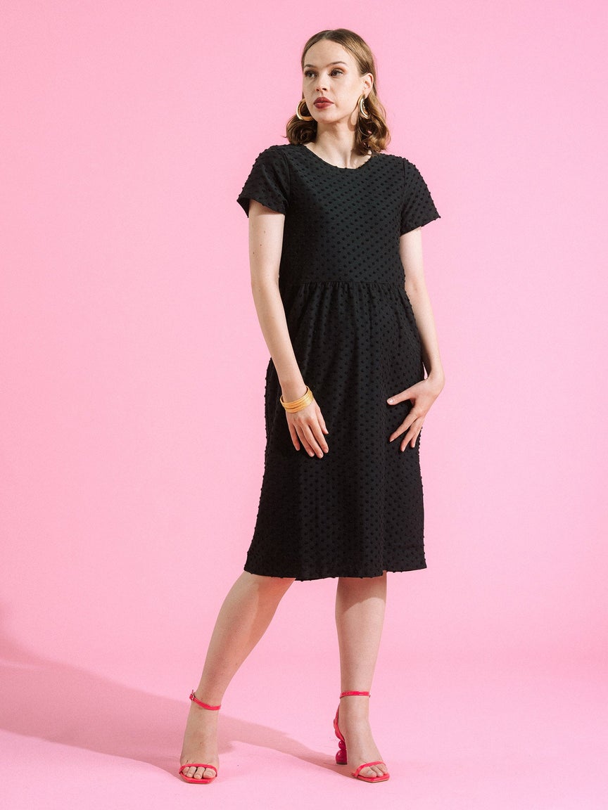 Aarre Larissa mekko, Musta Dot